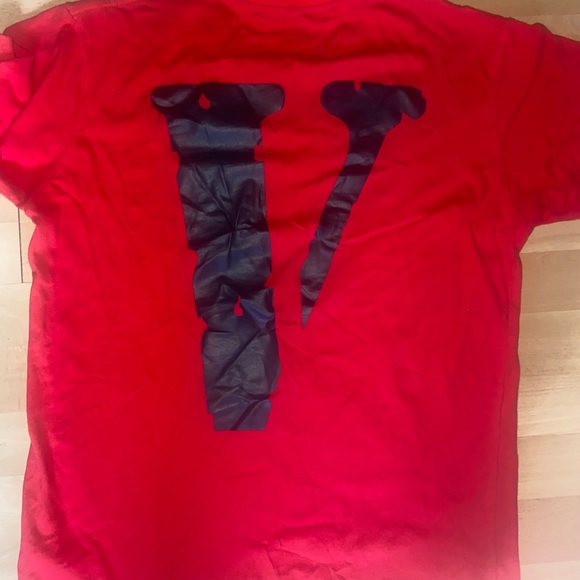 Friends- VLONE t shirt - Picture 2 of 3